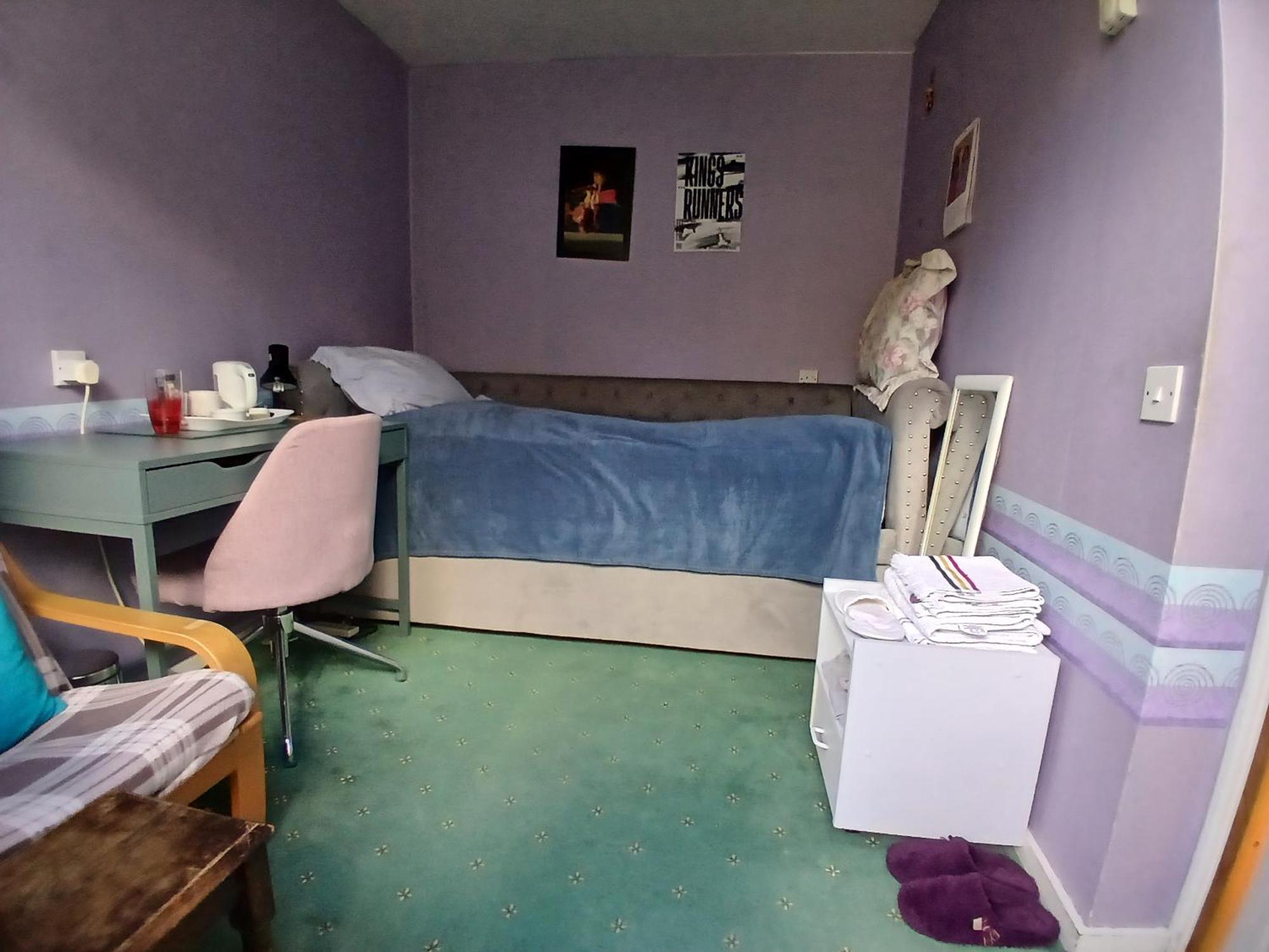 Cosy Single Only For Ladies In Tower Bridge London