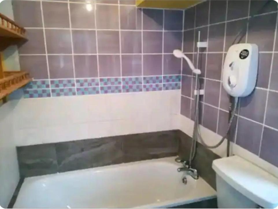 Cosy Single Only For Ladies In Tower Bridge